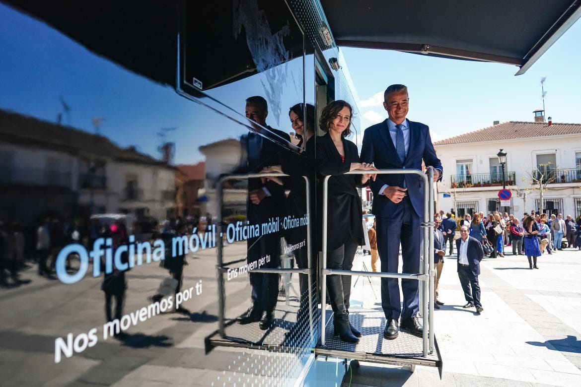 El servicio de banca móvil llegará a todos los pequeños municipios madrileños que no tengan oficinas