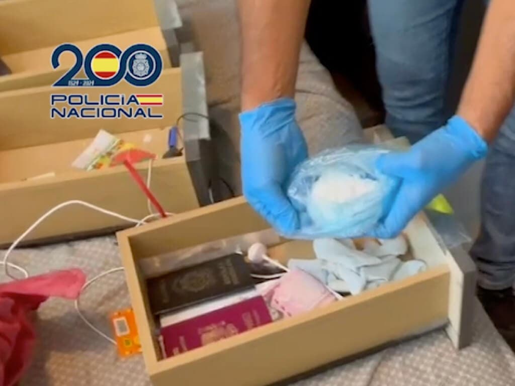 Hallan un laboratorio de cocaína y metanfetamina en Torrejón tras un incendio en una vivienda
