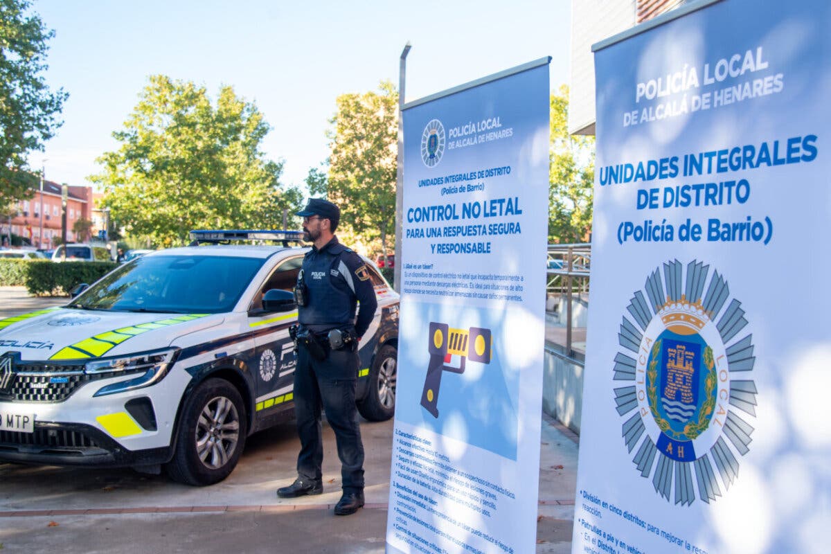 Alcalá de Henares presenta su nueva Policía de Barrio