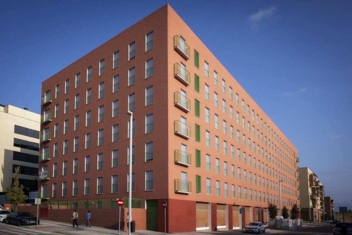 Madrid adjudica 400 viviendas de alquiler asequible en el mayor sorteo de los últimos años