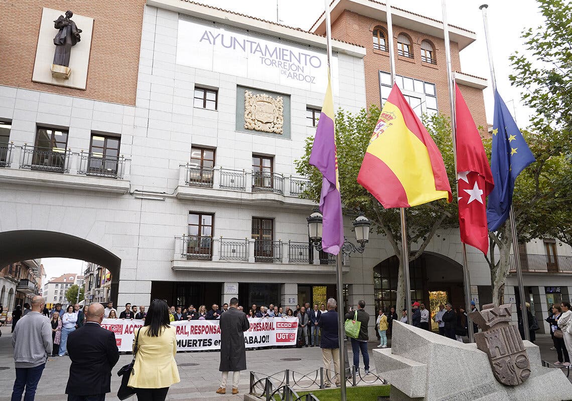 Concentraciones en Torrejón y Mejorada del Campo por los últimos accidentes laborales mortales 