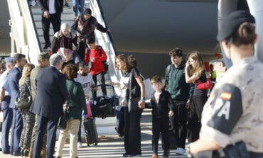 Llega a Torrejón el primer avión con 200 españoles evacuados de Líbano 
