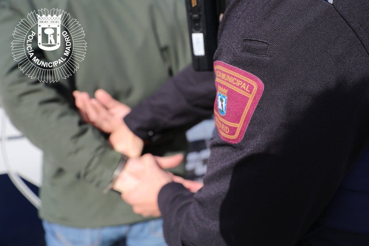 Detenido en Madrid un hombre tras agredir a su pareja y atrincherarse con sus hijos en su casa
