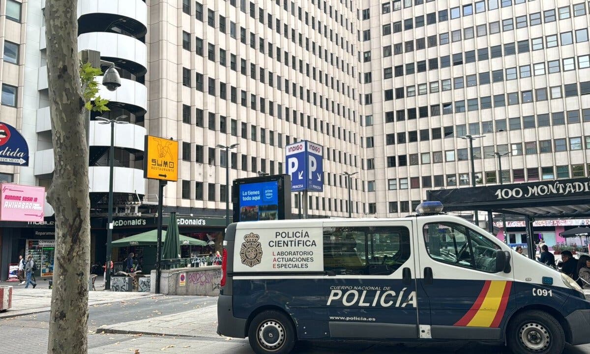 La autopsia descarta la muerte violenta de la mujer hallada muerta ayer en un piso burdel de Madrid