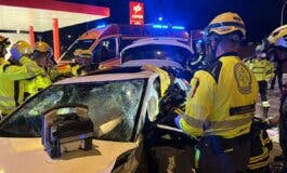 Un herido grave tras una colisión frontolateral entre dos coches en Villa de Vallecas