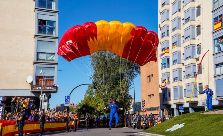 Torrejón celebra este domingo el Homenaje a la Bandera con desfile aéreo y terrestre