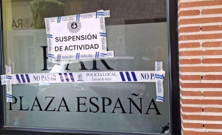 El Ayuntamiento de Torrejón cierra provisionalmente el principal hostal donde se hospedan los carteristas de Madrid