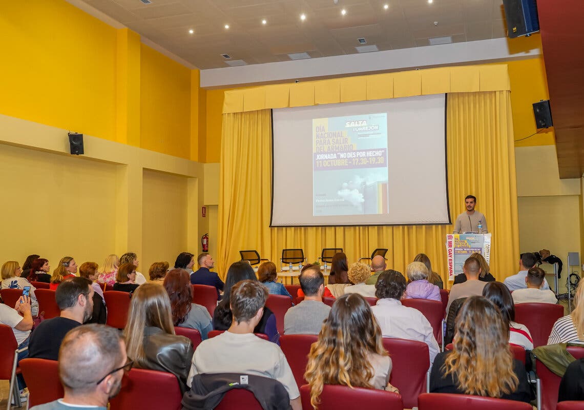 Torrejón presenta «Salta Torrejón», el nuevo servicio de asesoramiento y apoyo al colectivo LGTBI 
