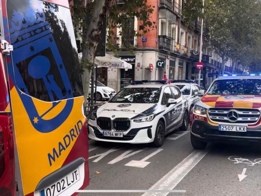 Herido grave un hombre de mediana edad tras ser atropellado por un taxi en Madrid