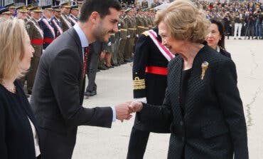La reina Sofía preside los actos por el 19 aniversario de la UME en Torrejón 