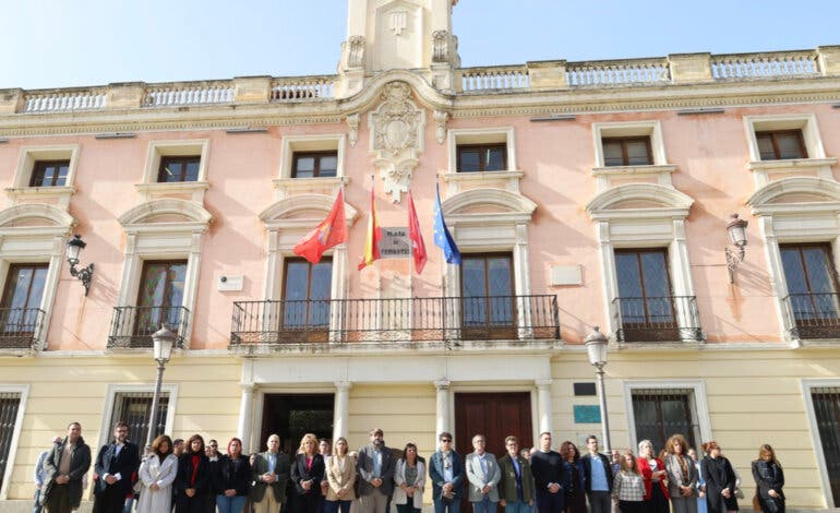 Alcalá, Torrejón, Guadalajara... Minuto de silencio en el Henares por las víctimas de la DANA 
