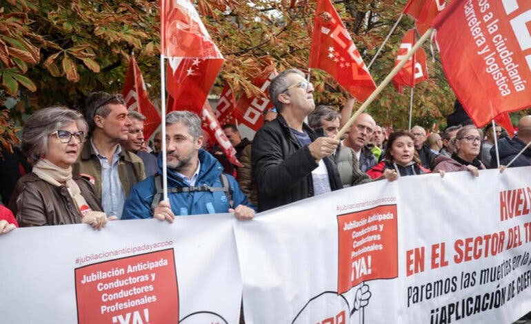 Los sindicatos hablan de «seguimiento masivo» de la primera jornada de la huelga de autobuses 