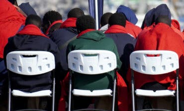 Madrid recurrirá en los tribunales el reparto de menores migrantes del Gobierno