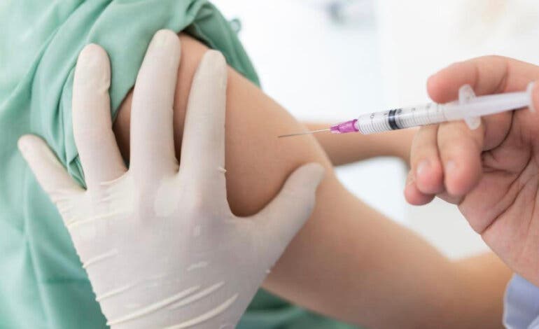 Comienza la vacunación simultánea frente a la gripe y el COVID-19 en la Comunidad de Madrid 