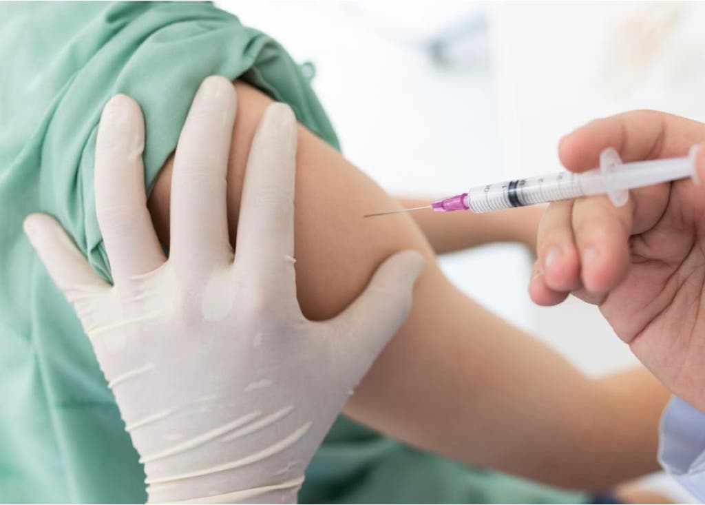 Comienza la vacunación simultánea frente a la gripe y el COVID-19 en la Comunidad de Madrid 