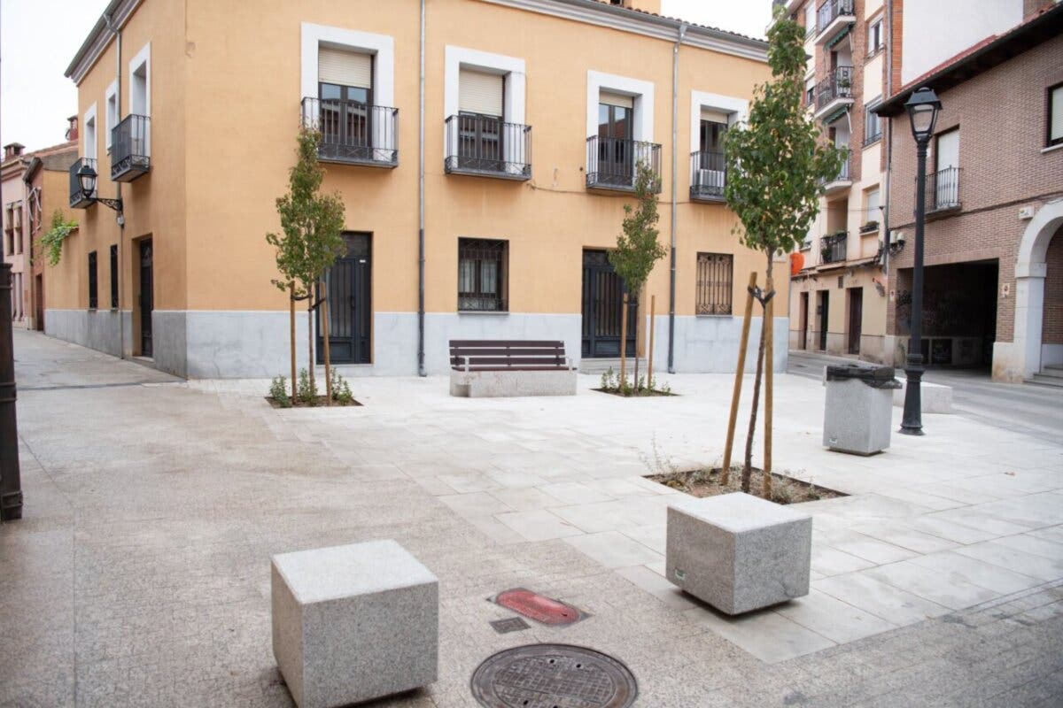 Así luce el centro de Alcalá de Henares, más peatonal tras finalizar las obras