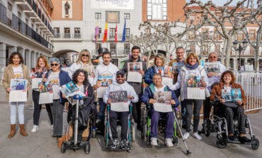 Presentado el calendario solidario de la Asociación de Esclerosis Múltiple de Torrejón
