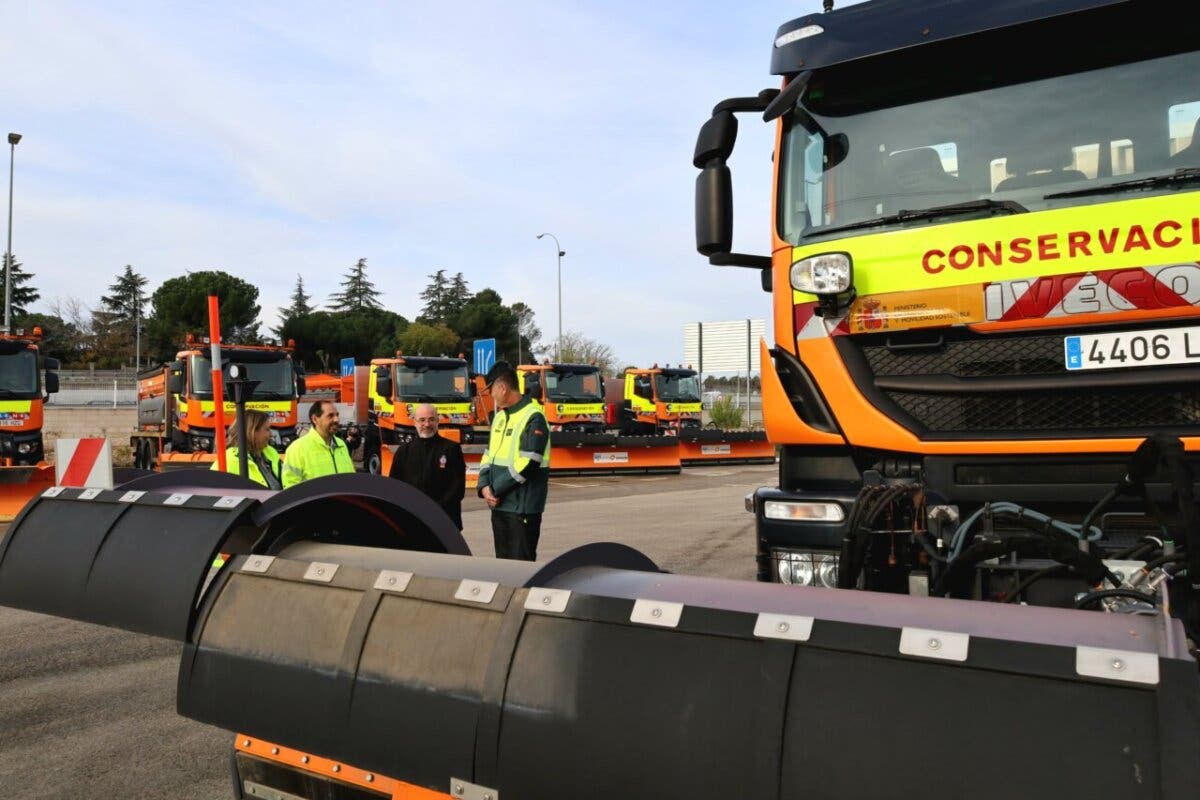 Las carreteras madrileñas se preparan para hacer frente a posibles nevadas  