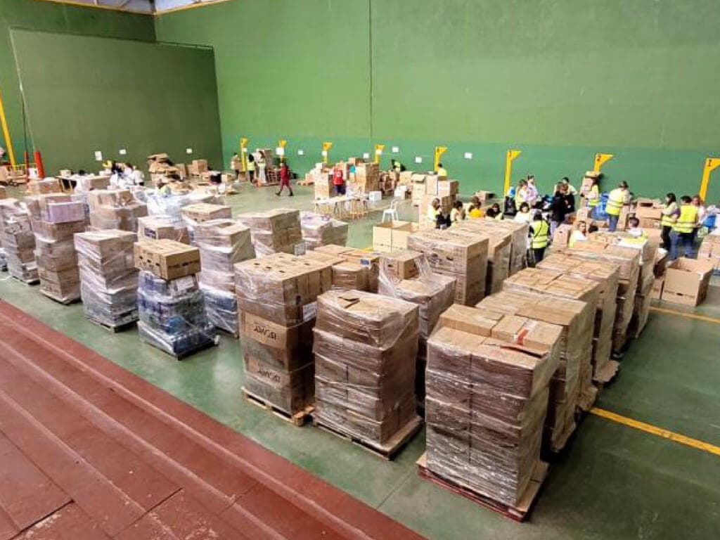 Azuqueca recoge 41 palés de ayuda para las zonas de Valencia afectadas por la DANA