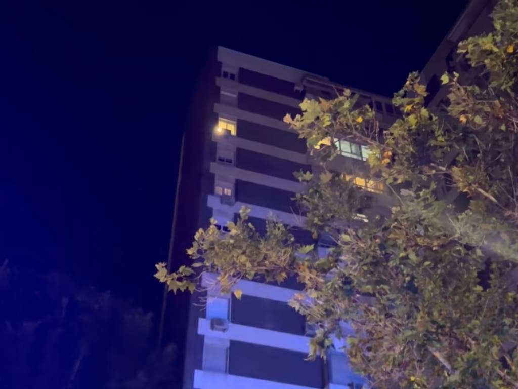 Muere una mujer de 92 años en el incendio de su vivienda en Madrid
