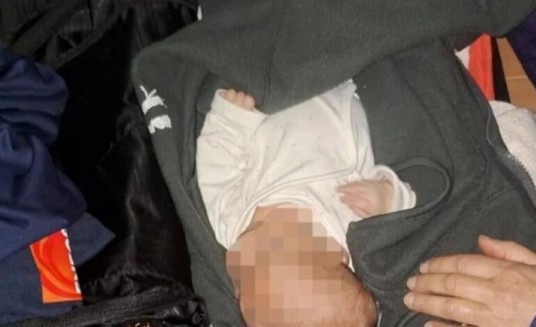 El milagro de la bebé que sobrevivió a la DANA dentro de una maleta