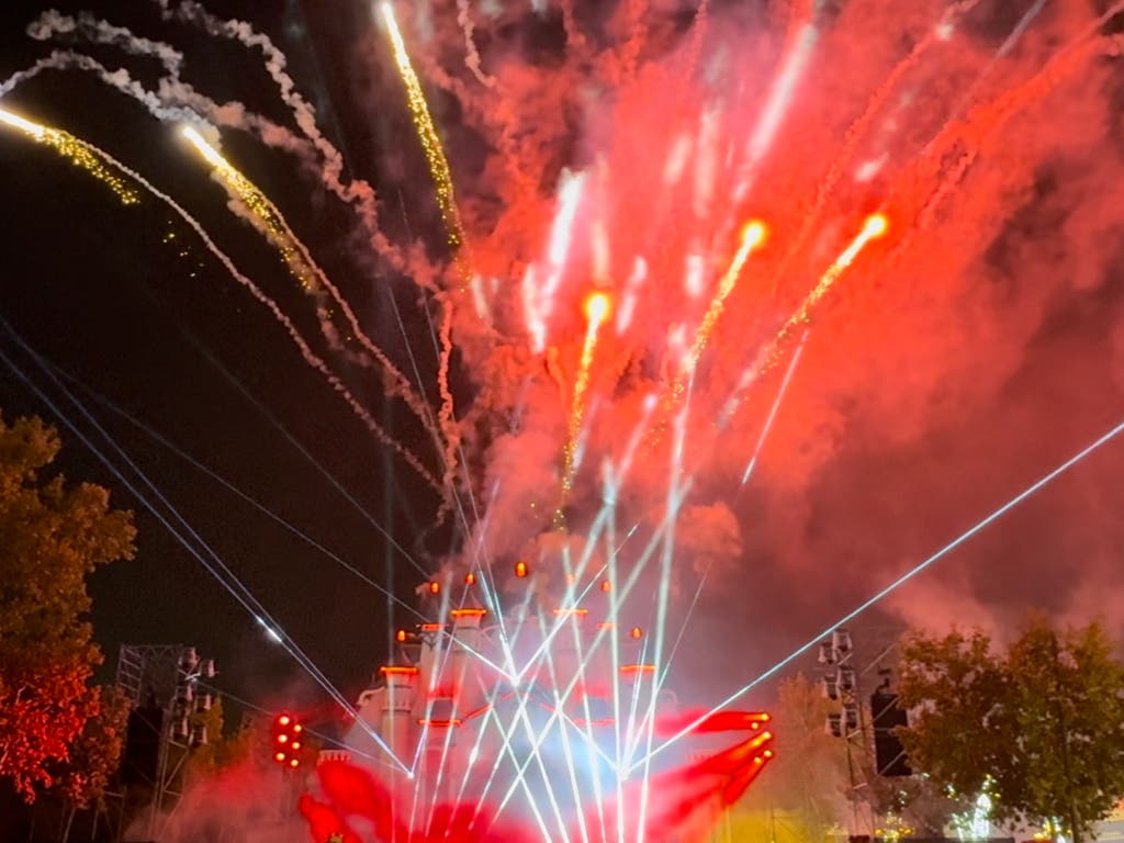 Así es Rocking Christmas, el nuevo espectáculo pirotécnico del Parque Mágicas Navidades de Torrejón