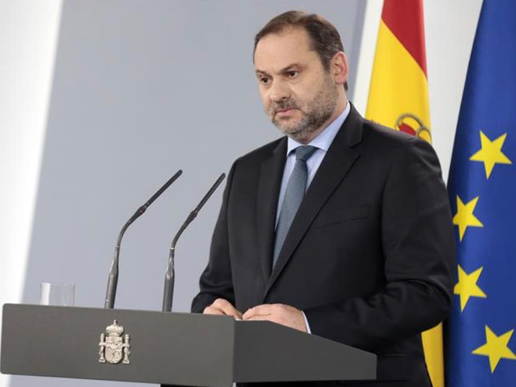 El Supremo imputa al exministro socialista Ábalos varios delitos de corrupción 