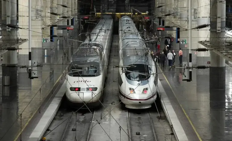 Suspendidos los trenes de alta velocidad entre Madrid y Málaga por la nueva DANA 