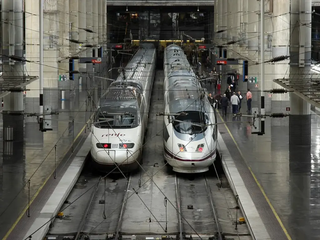 Suspendidos los trenes de alta velocidad entre Madrid y Málaga por la nueva DANA 