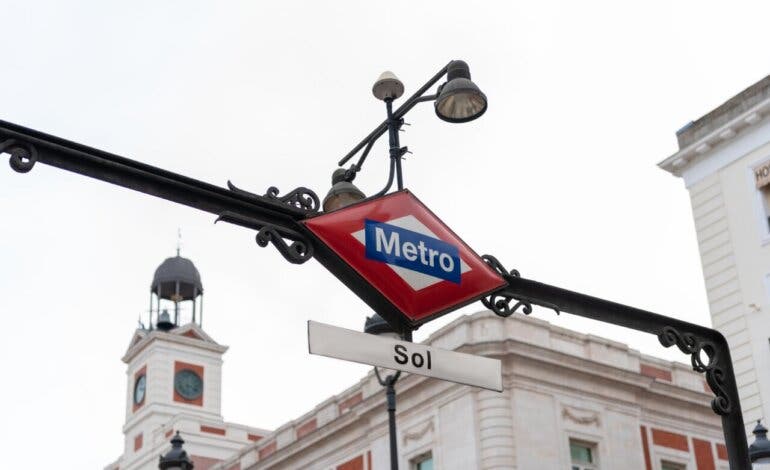 La estación de Sol cierra este jueves por la tarde por la afluencia prevista durante las procesiones
