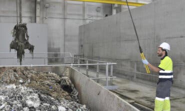 La Comunidad de Madrid alerta del peligro de arrojar toallitas al inodoro 