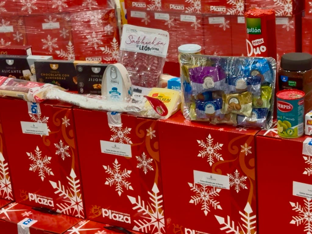 Torrejón entrega 500 cestas de Navidad a las familias más necesitadas de la ciudad