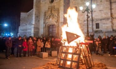 Alcalá de Henares celebra este fin de semana Santa Lucía con pasacalles, un festival folk y la tradicional hoguera