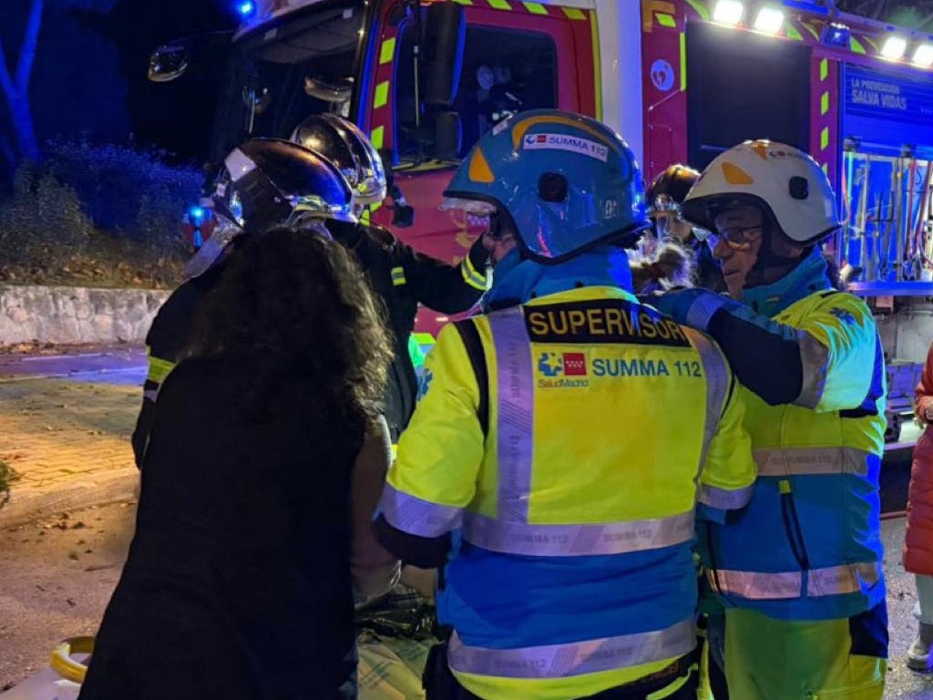 Herido muy grave un hombre tras estrellar su coche contra unos árboles en Pozuelo de Alarcón