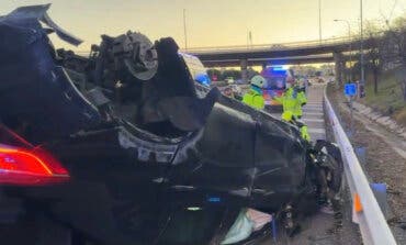Dos heridos graves en un accidente en la M-40
