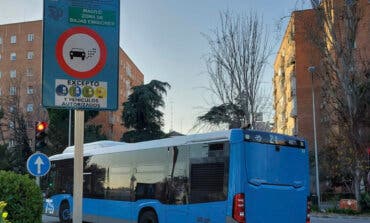 Madrid no multará en 2025 a los vehículos sin etiqueta ambiental empadronados en la capital 
