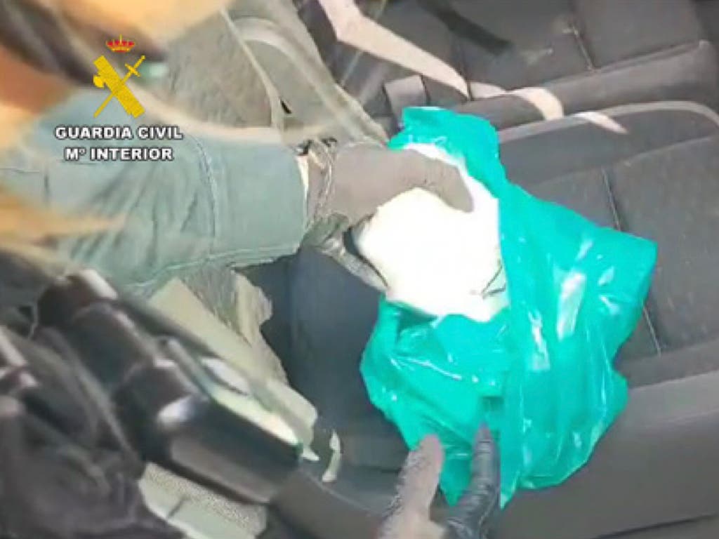 Detenido un vecino de Azuqueca que llevaba en el coche más de medio kilo de cocaína