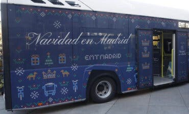 El autobús que recoge las cartas de los niños a los Reyes Magos en Madrid 