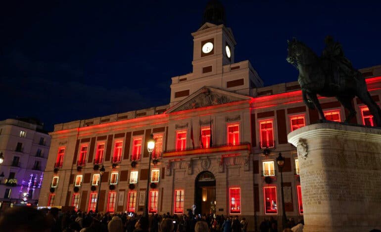 Vuelve el espectáculo navideño de luz y sonido de la Puerta del Sol de Madrid 