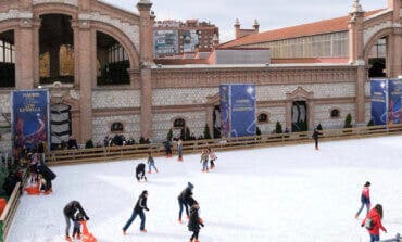Abre al público en Madrid una de las pistas de hielo más grandes de España 