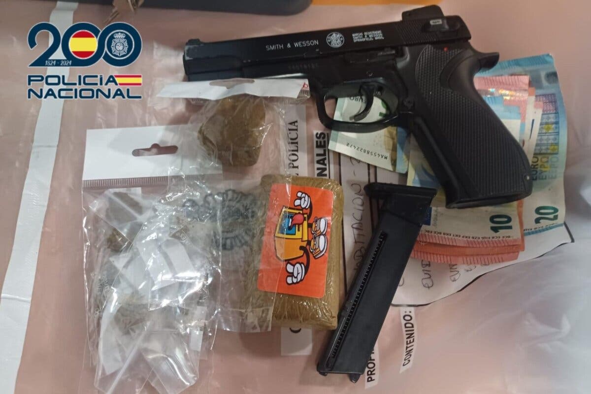 Desmantelado en Alcalá de Henares un punto de venta de drogas regentado por una mujer y sus dos hijos 