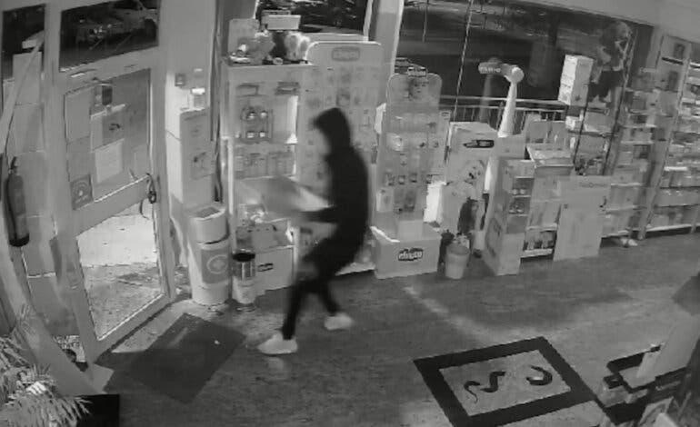 Siete detenidos por asaltar de madrugada casi una veintena de comercios en Arganda y otras localidades 