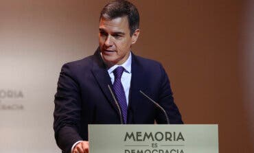 Sánchez anuncia que dedicará 2025 a la muerte de Franco y Ayuso responde: «Ha enloquecido»