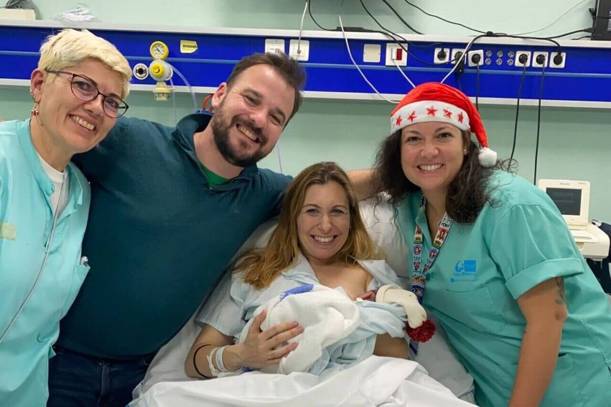 Lucía, el primer bebé de España en 2025, llega al mundo en el Hospital de Torrejón de Ardoz