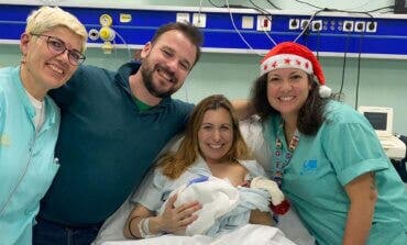 Lucía, el primer bebé de España en 2025, llega al mundo en el Hospital de Torrejón de Ardoz