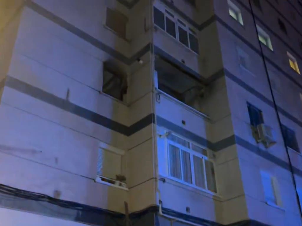 Cinco personas atendidas en el incendio de una vivienda tras una explosión en Usera