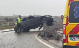 Dos jóvenes de 18 años heridos, uno grave, tras sufrir un accidente de tráfico en la M-609