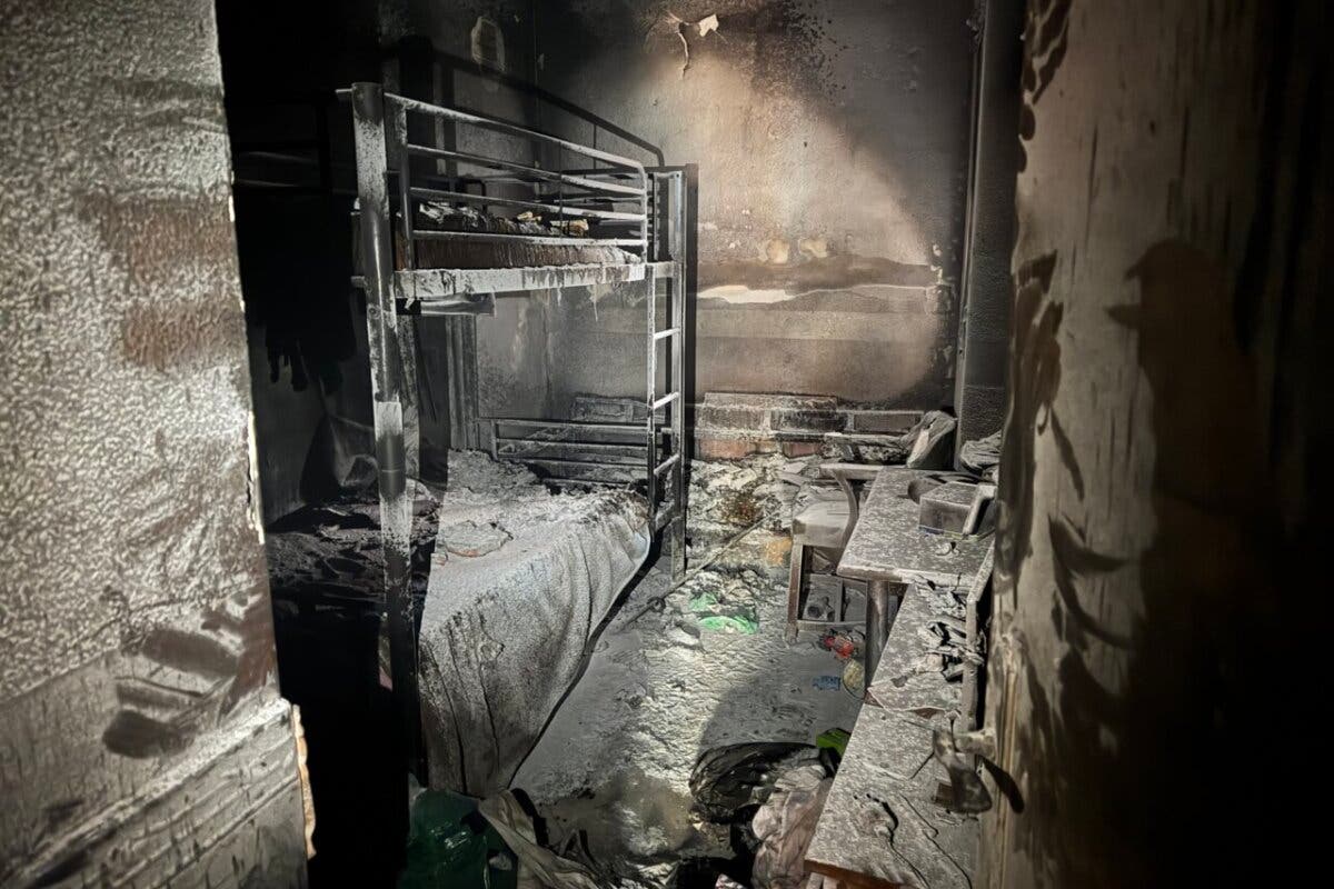 Cuatro intoxicados en el incendio de una vivienda en Fuenlabrada 