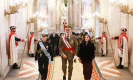 Los Reyes y la Princesa de Asturias durante la celebración de la Pascua Militar en el Palacio Real de Madrid