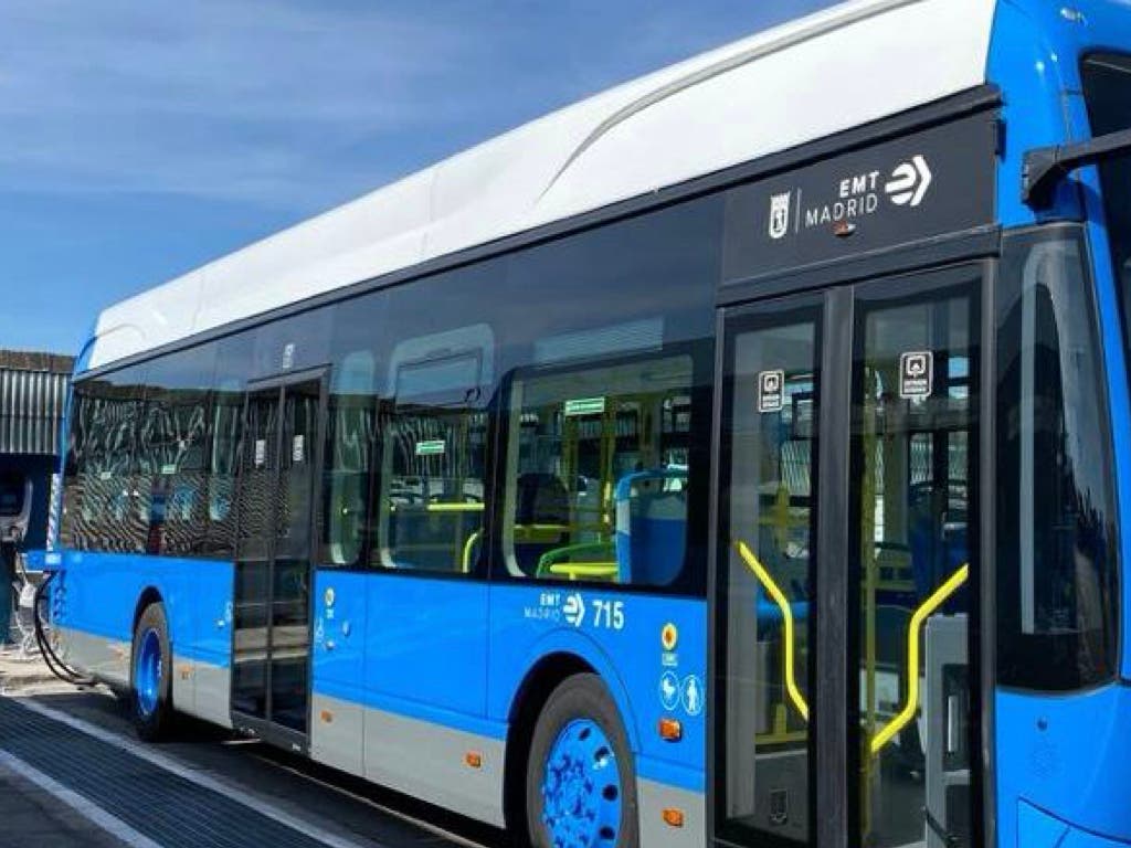 La Comunidad de Madrid invierte 900 millones para financiar el servicio de los más de 2.000 autobuses de la EMT